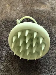 頭皮マッサージ ブラシ