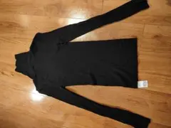 ユニクロ 極暖ヒートテック ブラック長袖Tシャツ Sサイズ