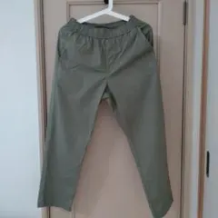 ユニクロ　コットンリラックスアンクルパンツＳサイズ