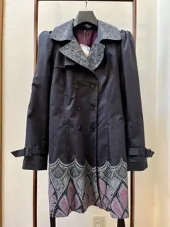 【新品タグ付き】Desigual トレンチコート 44のサムネイル