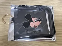 ミッキー　ディズニーストア シークレット PVC ウォレット ポーチ