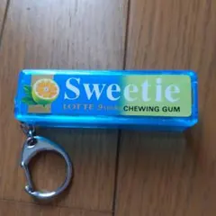 ロッテ Sweetie スウィーティ 板ガムケース キーホルダー 昭和レトロのサムネイル