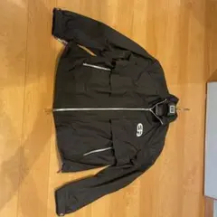 ブラック ナイロンジャケット