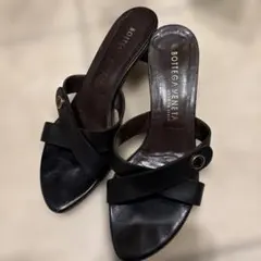 2026年最新】Bottega Veneta カラー：ブラック系 ミュールの人気