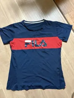 FILA ネイビーとレッド 半袖Tシャツ
