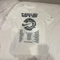 NIKE x BTS コラボ Tシャツ 白 M ARIRANG 新品 マーチ - メルカリ