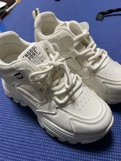 厚底スニーカー 白
