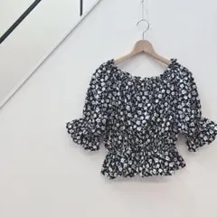 エムズエキサイト/五分袖/パフスリーブ/カットソー/モノトーン/花柄/オフショル