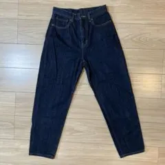 UNIQLO ダークブルー ストレートデニム