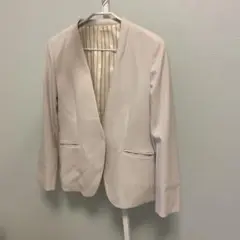 ジャケット　ベージュ　長袖　ノーカラー　ビジネス　オフィス
