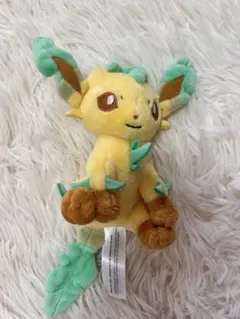 ポケモンフィット リーフィア ぬいぐるみ　pokemon fit