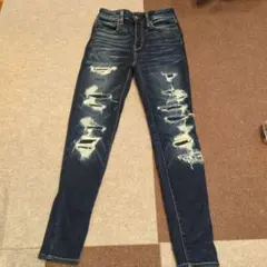 American Eagle スキニーデニム ダメージ加工のサムネイル