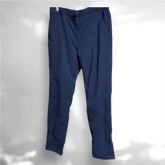 ユニクロネイビー スリムフィット カジュアルパンツ 暖パン