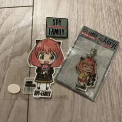 SPY×FAMILY アーニャ　ステッカー　チャーム　キーホルダー