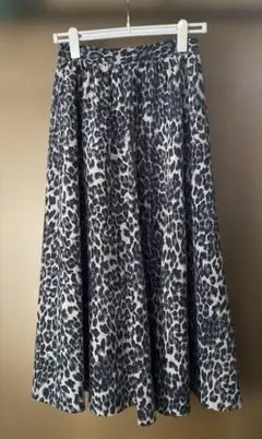 Furry rate コーデュロイレオパード柄フレアスカート