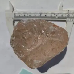 水晶原石 330g 天然石 ポイント - メルカリ