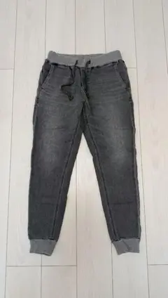 『限定値下げ』【AZUL BY MOUSSY】ブラックデニムジョガーパンツ