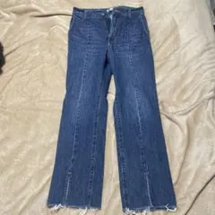 ストレートデニムパンツ 濃い青 フリンジ裾