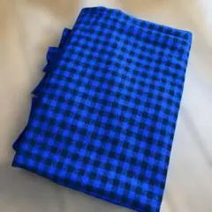 青と黒のチェック柄　ウール生地