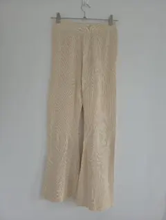 HOLIDAY リブニットセミフレアパンツ M