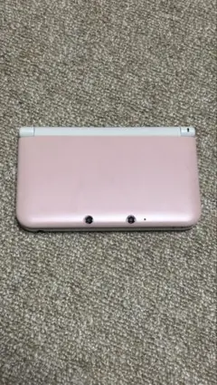 ニンテンドー3DS LL ピンク 本体 ☆充電器、カセット付き