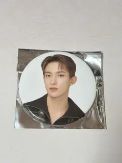 SEVENTEEN セブチHOLIDAY JAPAN ペンミ ドギョム 缶バッジ 2025年最新】ドギョム缶バッジの人気アイテム - メルカリ