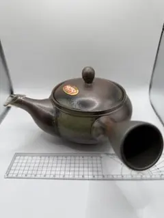 Item thumbnail for item b911e2bb-41b9-4ba2-8a47-4ac064c5c139