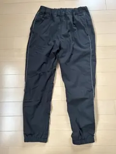 ユニクロ　ストレッチウォームイージージョガーパンツ130cm 黒 フリース裏地付