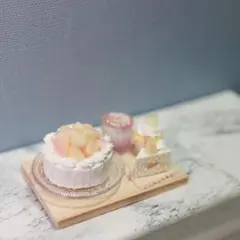 646. 桃のショートケーキセット　ミニチュアスイーツ