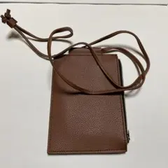 Klug スマホショルダーバッグ ブラウン