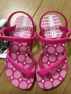 【新品未使用】Ipanema サンダル ピンク ドット柄のサムネイル
