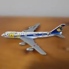 ANA ポケモンジェット キーホルダー Boeing 747 ANA ポケモンジェット キーホルダー Boeing 747 - メルカリ