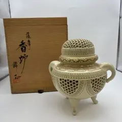 蓮紋の瓶（蓮口瓶）福建省 徳化窯白磁 - メルカリ