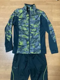 ミズノ　MIZUNOセットアップ　Mサイズ　ロングスリーブのTシャツおまけ付き