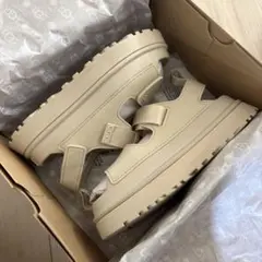 本日限定値下げ✨️ UGG サンダル