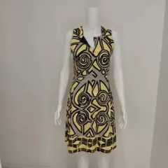 EMILIO PUCCI ノースリーブワンピース アシンメトリー 総柄切替 - メルカリ