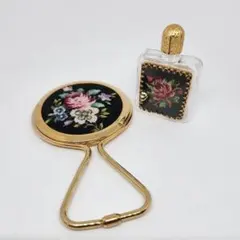 ヴィンテージ プチポワン刺繍 ミニチュア香水瓶 - メルカリ