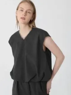 ※専用【Aga】ベスト　ピンストライプバルーンブラウス　新品未使用