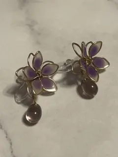 花デザイン イヤリング 紫色