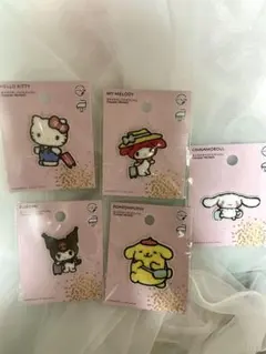 【正規品　新品未使用】サンリオキャラクターパイルワッペン５点セット
