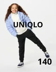 ユニクロ　今期　ボアスウェットパンツ　キッズ　140　ブラック