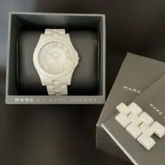 【電池交換済・すぐ使える】マークジェイコブス 腕時計 ホワイト 箱・コマ付