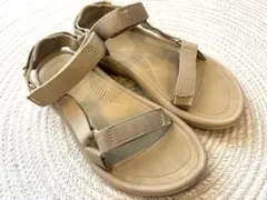 Teva サンダル　25cm ベージュのサムネイル
