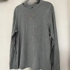 PUMA グレー 長袖カットソー