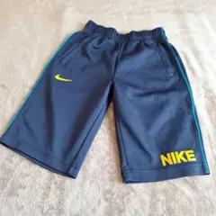 NIKE/ナイキ　ハーフパンツ　紺　ネイビー　キッズM　140 150