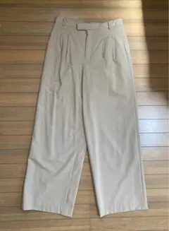 UNIQLO C タックワイドストレートパンツ　Mサイズ　ベージュ　新品✨