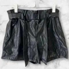Jolie&Joy レザー 風ショートパンツ 黒 M ハイウエスト 脚長効果