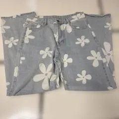 アルテ アントワープ 花柄 デニムパンツ 濃紺 - メルカリ