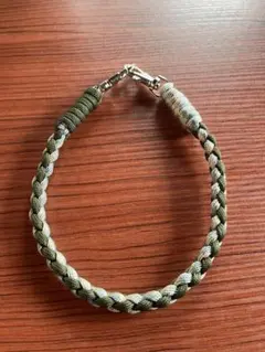 スマホストラップ　パラコード