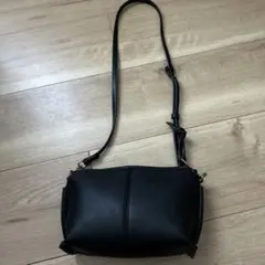 ZARAブラック ショルダーバッグ